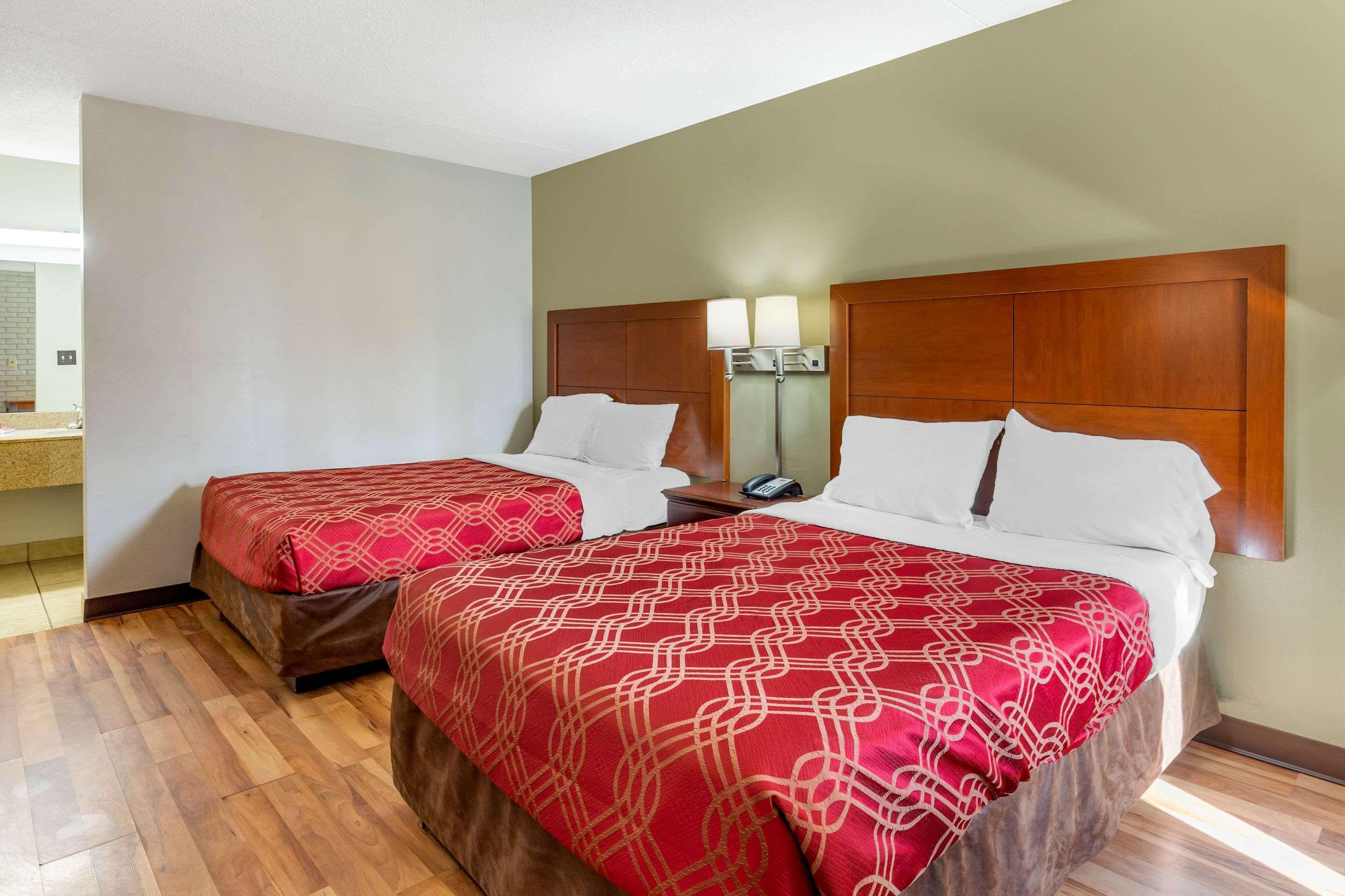 Econo Lodge Creedmoor Eksteriør billede
