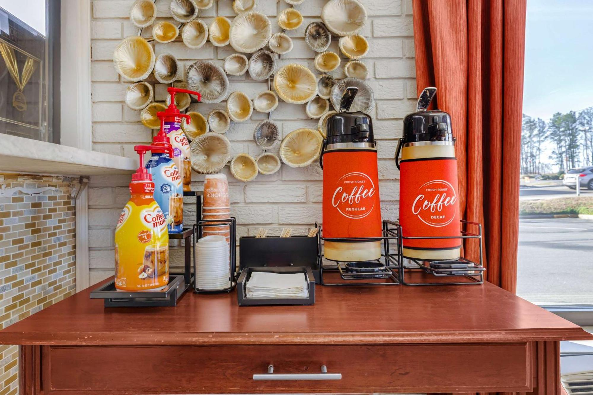 Econo Lodge Creedmoor Eksteriør billede