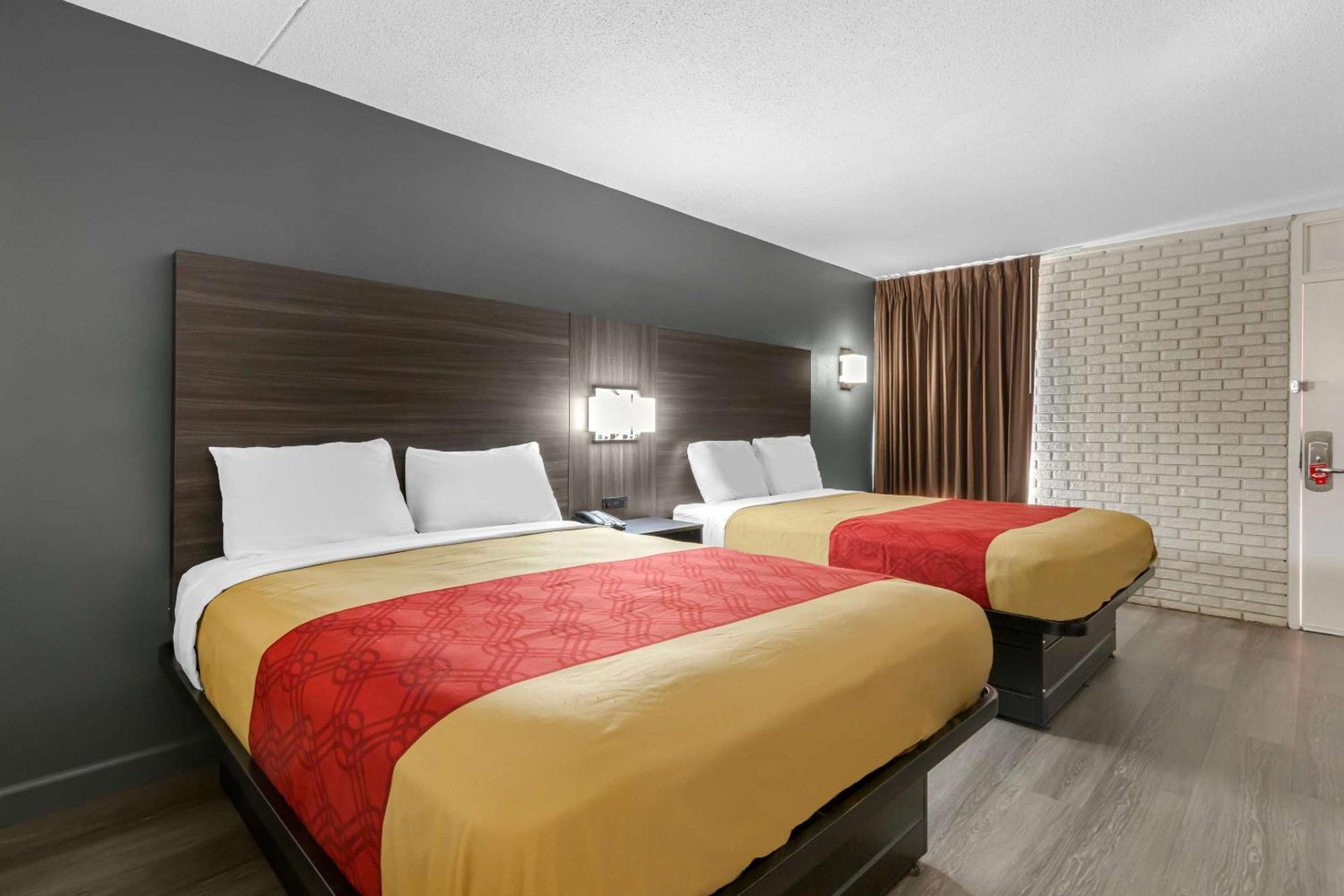 Econo Lodge Creedmoor Eksteriør billede